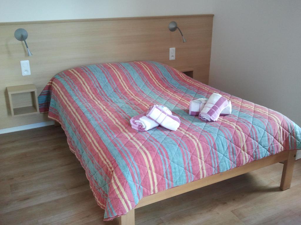 Vvf Les Fontaines Des Vosges Hotell Saales Rom bilde